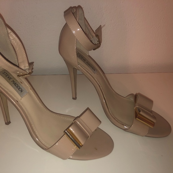 Steve Madden React Fawn Patent - Picture 1 of 5